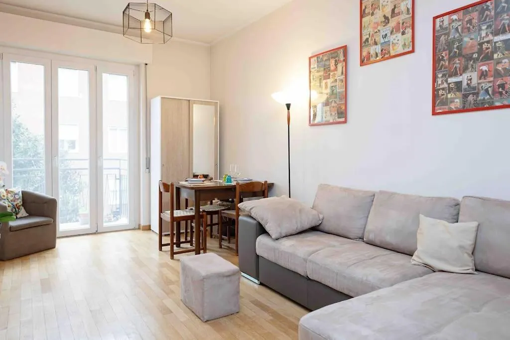 Strategic Apartment Duomo-Forlanini-Linate Milan