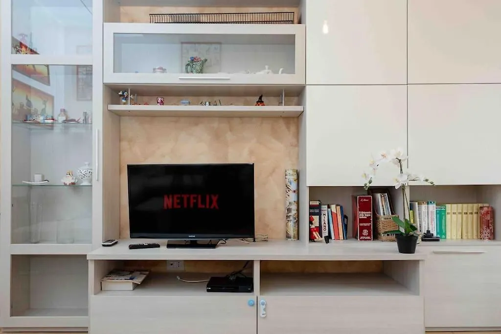 Strategic Apartment Duomo-Forlanini-Linate Milan